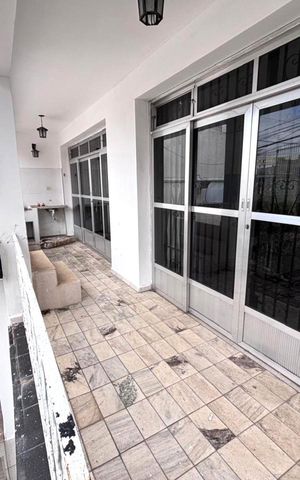 Casa à venda com 248m², 3 quartos e 2 vagasÁrea externa
