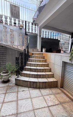 Casa à venda com 248m², 3 quartos e 2 vagasÁrea externa