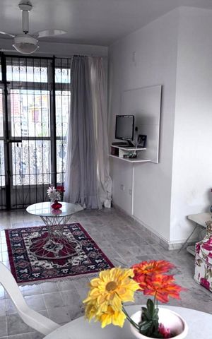 Casa à venda com 248m², 3 quartos e 2 vagasSala de TV