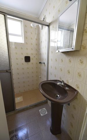 Apartamento à venda com 57m², 2 quartos e 1 vaga Apartamento à venda com 57m², 2 quartos e 1 vagaBanheiro