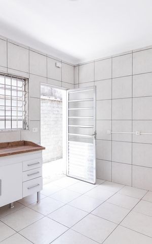 Casa para alugar com 100m², 3 quartos e 1 vagaCozinha