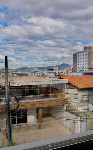 Apartamento à venda com 64m², 3 quartos e 1 vaga Apartamento à venda com 64m², 3 quartos e 1 vagaQuarto 2 - Janela