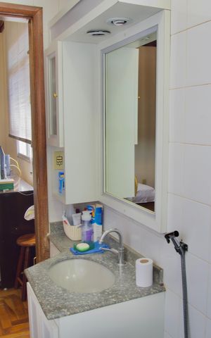 Apartamento à venda com 64m², 3 quartos e 1 vaga Apartamento à venda com 64m², 3 quartos e 1 vagaSuíte - Banheiro
