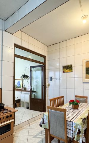 Apartamento para alugar com 135m², 4 quartos e 1 vagaCozinha 