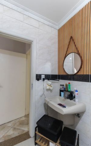 Casa à venda com 400m², 6 quartos e 1 vagaBanheiro Quarto 3 - Suíte