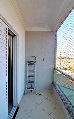 Casa à venda com 300m², 3 quartos e 4 vagasQuarto 1 - Suíte Sacada 