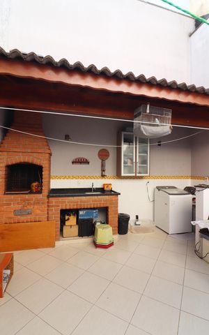 Casa à venda com 300m², 3 quartos e 4 vagasChurrasqueira
