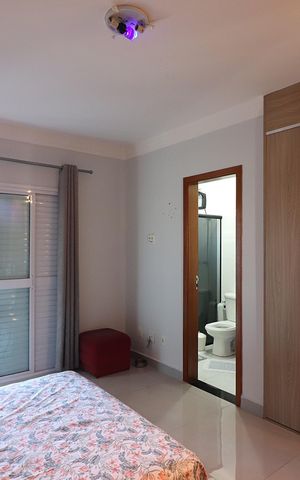 Casa à venda com 300m², 3 quartos e 4 vagasQuarto 1 - Suíte