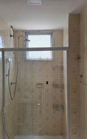 Apartamento à venda com 56m², 2 quartos e 1 vaga Apartamento à venda com 56m², 2 quartos e 1 vagaBanheiro Social