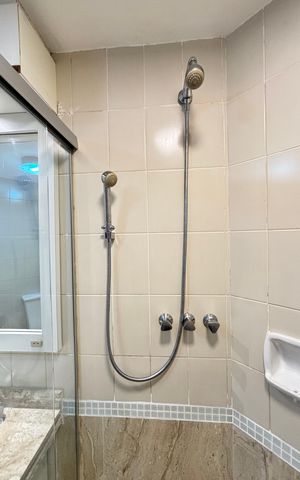Apartamento para alugar com 126m², 3 quartos e 2 vagas Apartamento para alugar com 126m², 3 quartos e 2 vagasBanheiro da Suíte