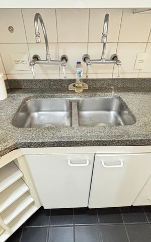Apartamento para alugar com 126m², 3 quartos e 2 vagas Apartamento para alugar com 126m², 3 quartos e 2 vagasCozinha