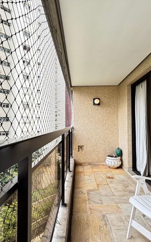 Apartamento para alugar com 126m², 3 quartos e 2 vagas Apartamento para alugar com 126m², 3 quartos e 2 vagasVaranda