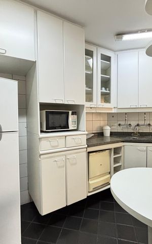 Apartamento para alugar com 126m², 3 quartos e 2 vagas Apartamento para alugar com 126m², 3 quartos e 2 vagasCozinha