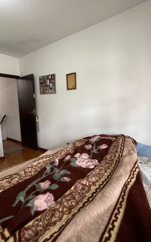 Casa à venda com 147m², 5 quartos e 2 vagas Casa à venda com 147m², 5 quartos e 2 vagasQuarto 3