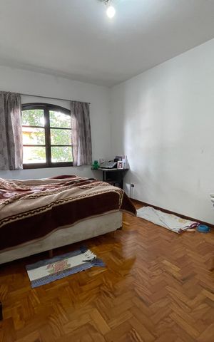 Casa à venda com 147m², 5 quartos e 2 vagas Casa à venda com 147m², 5 quartos e 2 vagasQuarto 3