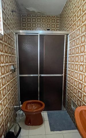 Casa à venda com 147m², 5 quartos e 2 vagas Casa à venda com 147m², 5 quartos e 2 vagasBanheiro 2