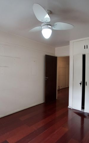 Apartamento à venda com 140m², 3 quartos e 1 vaga