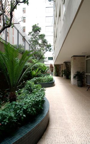 Apartamento à venda com 140m², 3 quartos e 1 vaga