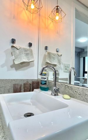 Studio à venda com 25m², 1 quarto e sem vaga Studio à venda com 25m², 1 quarto e sem vagaBanheiro