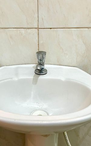 Casa para alugar com 60m², 1 quarto e 1 vaga Casa para alugar com 60m², 1 quarto e 1 vagaBanheiro