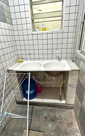 Casa para alugar com 60m², 1 quarto e 1 vaga Casa para alugar com 60m², 1 quarto e 1 vagaÁrea de Serviço