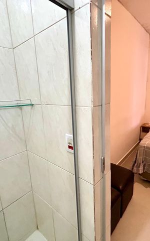 Casa para alugar com 60m², 1 quarto e 1 vaga Casa para alugar com 60m², 1 quarto e 1 vagaBanheiro