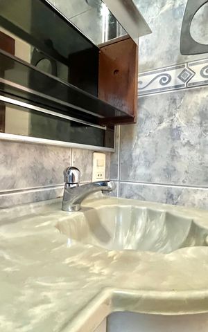 Apartamento à venda com 57m², 2 quartos e 1 vaga Apartamento à venda com 57m², 2 quartos e 1 vagaBanheiro