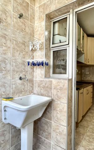 Apartamento à venda com 57m², 2 quartos e 1 vaga Apartamento à venda com 57m², 2 quartos e 1 vagaÁrea de Serviço