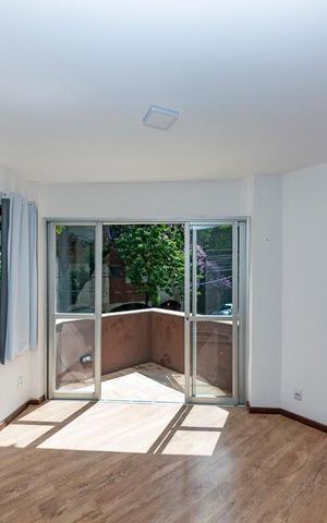 Apartamento para alugar com 98m², 3 quartos e 2 vagas Apartamento para alugar com 98m², 3 quartos e 2 vagasSala