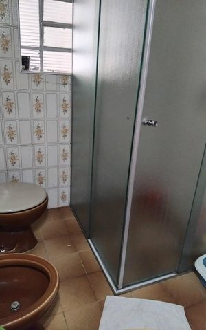 Casa para alugar com 350m², 4 quartos e 3 vagas Casa para alugar com 350m², 4 quartos e 3 vagasBanheiro