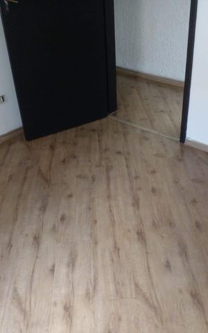 Casa à venda com 260m², 4 quartos e 2 vagas Casa à venda com 260m², 4 quartos e 2 vagasSala