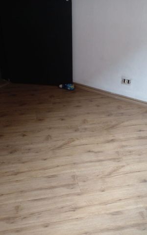Casa à venda com 260m², 4 quartos e 2 vagas Casa à venda com 260m², 4 quartos e 2 vagasSala