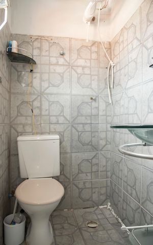 Casa à venda com 200m², 3 quartos e sem vagaBanheiro da Suíte 1