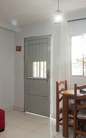 Casa à venda com 200m², 3 quartos e sem vagaSala
