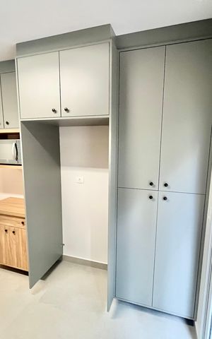 Casa à venda com 160m², 2 quartos e 2 vagas Casa à venda com 160m², 2 quartos e 2 vagasCozinha