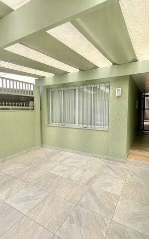 Casa à venda com 160m², 2 quartos e 2 vagas Casa à venda com 160m², 2 quartos e 2 vagasGaragem