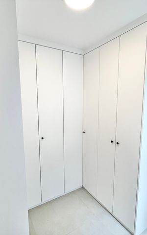 Casa à venda com 160m², 2 quartos e 2 vagas Casa à venda com 160m², 2 quartos e 2 vagasCloset da suíte 2