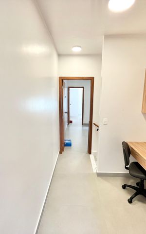 Casa à venda com 160m², 2 quartos e 2 vagas Casa à venda com 160m², 2 quartos e 2 vagasCorredor