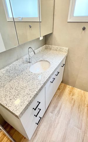 Casa à venda com 160m², 2 quartos e 2 vagas Casa à venda com 160m², 2 quartos e 2 vagasBanheiro da Suíte 2