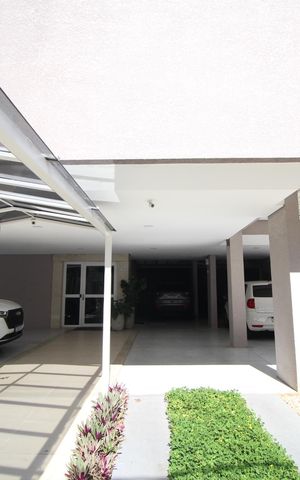 Apartamento à venda com 93m², 3 quartos e 2 vagasFachada do bloco