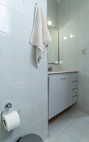 Apartamento à venda com 130m², 3 quartos e 2 vagas Apartamento à venda com 130m², 3 quartos e 2 vagasBANHEIRO2