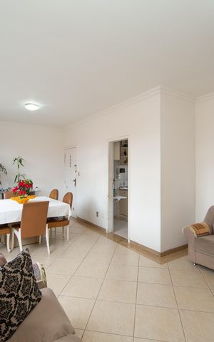 Apartamento à venda com 130m², 3 quartos e 2 vagas Apartamento à venda com 130m², 3 quartos e 2 vagasSALA