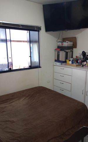 Casa à venda com 80m², 3 quartos e sem vaga Casa à venda com 80m², 3 quartos e sem vagaQuarto