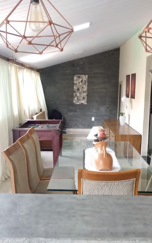 Casa à venda com 80m², 3 quartos e sem vaga Casa à venda com 80m², 3 quartos e sem vagaSala de jantar