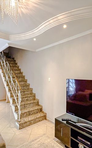 Casa à venda com 147m², 3 quartos e 4 vagasSala