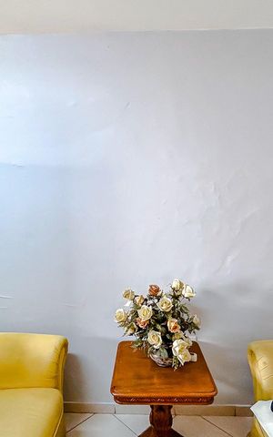 Casa à venda com 147m², 3 quartos e 4 vagasCasa 2