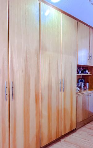 Casa à venda com 147m², 3 quartos e 4 vagasCloset do quarto 1
