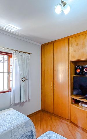 Casa à venda com 147m², 3 quartos e 4 vagasQuarto 2