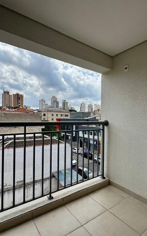 Apartamento à venda com 57m², 2 quartos e 1 vaga Apartamento à venda com 57m², 2 quartos e 1 vagaVaranda