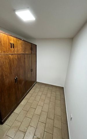 Casa à venda com 200m², 4 quartos e 2 vagas Casa à venda com 200m², 4 quartos e 2 vagasQuarto